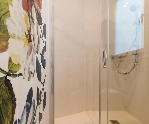 Big 4 In A Centric Parking Included Semesterbostad San Sebastián