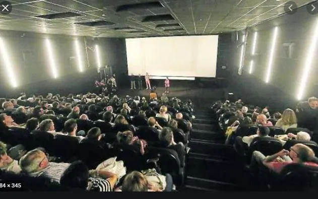 Semesterbostad Big 4 In A Centric Parking Included