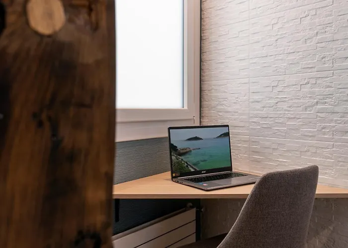 Big 4 In A Centric Parking Included Semesterbostad San Sebastián