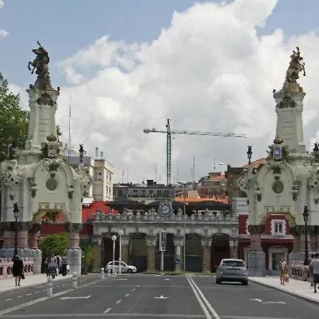 Big 4 In A Centric Parking Included *