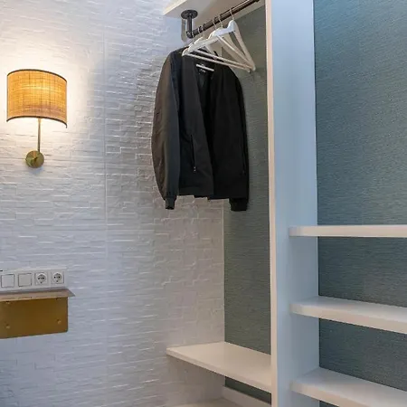 Big 4 In A Centric Parking Included Ferienhaus *