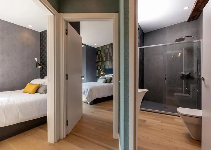 Big 4 In A Centric Parking Included Hébergement de vacances