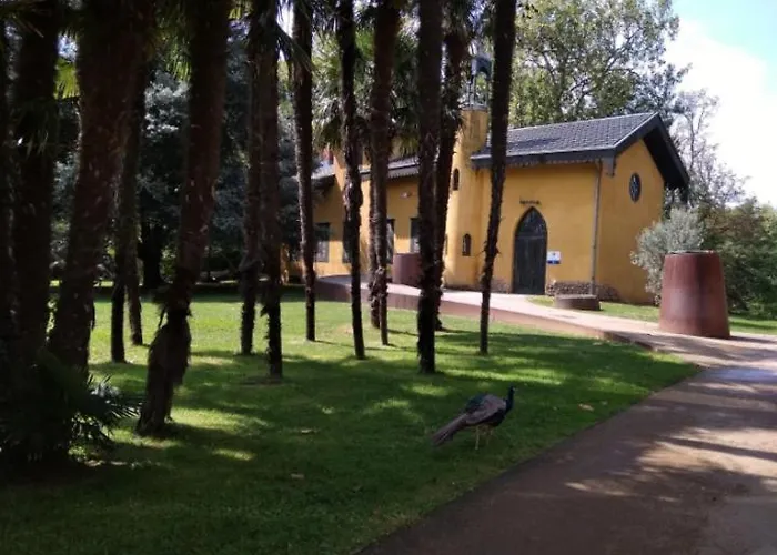 Hébergement de vacances Big 4 In A Centric Parking Included Saint-Sébastien